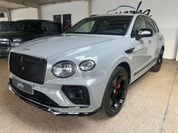 Grau Gebraucht 2024 Bentley Bentayga SUV | 248.000 € (Guter Preis)