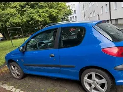 Blau Gebraucht 2004 Peugeot 206 Limousine | 1.500 € (Fairer Preis)
