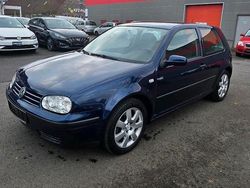 Schwarz Gebraucht 2002 VW Golf IV Kleinwagen | 1.500 € (Guter Preis)