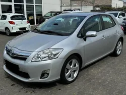 Silber Gebraucht 2011 Toyota Auris Hybrid Kleinwagen | 10.500 € (Teuer)