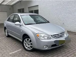 Gebraucht 2005 Kia Cerato EX Limousine | 2.300 € (Teuer)