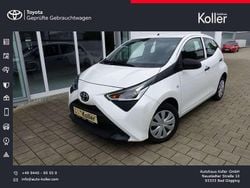 Weiß Gebraucht 2021 Toyota Aygo Business Edition Kleinwagen | 10.400 € (Guter Preis)