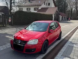 Rot Gebraucht 2007 VW Golf V Coupé | 3.200 € (Etwas zu teuer)
