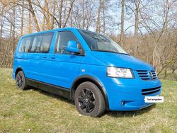 Blau Gebraucht 2004 VW Caravelle Van / Kleinbus | 5.899 €