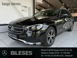 Lack obsidianschwarz Gebraucht 2022 Mercedes E220 Avantgarde Kombi | 39.900 € (Fairer Preis)