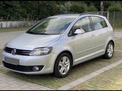 Grau Gebraucht 2009 VW Golf Plus Cross Van / Kleinbus | 6.000 € (Fairer Preis)