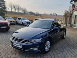 Blau Gebraucht 2023 VW Passat Kombi | 29.390 € (Etwas zu teuer)