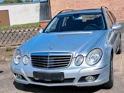 Silber Gebraucht 2008 Mercedes E320 Elegance Kombi | 3.300 € (Guter Preis)