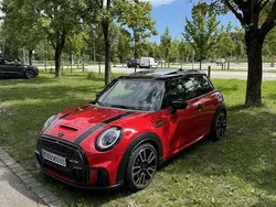 Rot Gebraucht 2024 Mini John Cooper Works Kleinwagen | 36.500 € (Etwas zu teuer)