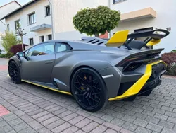 Grau Gebraucht 2024 Lamborghini Huracán | 335.000 € (Superpreis)