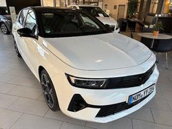 Weiß Neu 2025 Opel Astra Limousine | 24.900 € (Etwas zu teuer)