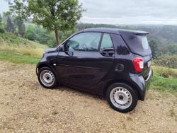 Schwarz Gebraucht 2022 Smart ForTwo Electric Drive Cabrio | 10.900 €