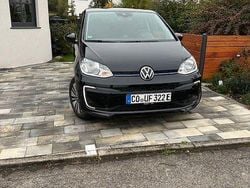 Schwarz Gebraucht 2022 VW e-up! Style Kleinwagen | 14.650 € (Guter Preis)