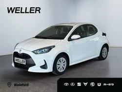 Weiss Gebraucht 2022 Toyota Yaris Comfort Kleinwagen | 12.780 € (Fairer Preis)