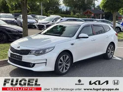 Snow white pearl Gebraucht 2017 Kia Optima Spirit Kombi | 14.995 € (Teuer)
