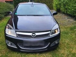 Schwarz Gebraucht 2007 Opel Astra Cabriolet Cabrio | 1.500 € (Guter Preis)