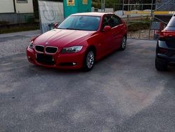 Rot Gebraucht 2009 BMW 316 Limousine | 10.000 €