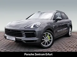 Quarzitgraumetallic Gebraucht 2021 Porsche Cayenne SUV | 74.890 € (Superpreis)