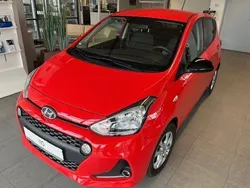 Rot Gebraucht 2019 Hyundai i10 YES! Kleinwagen | 10.600 € (Guter Preis)