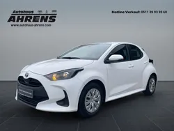 Weiß sonderlack Gebraucht 2021 Toyota Yaris Hybrid Edition Kleinwagen | 16.980 € (Guter Preis)