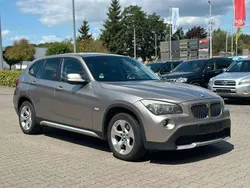 Silber Gebraucht 2011 BMW X1 SUV | 7.990 € (Fairer Preis)