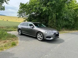 Grau Gebraucht 2020 Audi A4 Kombi | 31.500 € (Guter Preis)