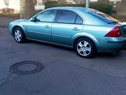 Blau Gebraucht 2001 Ford Mondeo Limousine | 1.900 € (Fairer Preis)