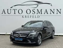 Obsidianschwarz metalliclack Gebraucht 2021 Mercedes C300 Avantgarde Kombi | 26.950 € (Fairer Preis)
