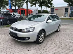 Silver leaf white gold Gebraucht 2010 VW Golf VI Kombi | 3.990 € (Superpreis)