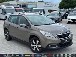 Grau Gebraucht 2016 Peugeot 2008 Active SUV | 11.490 € (Fairer Preis)