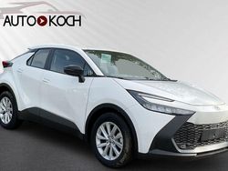 Weiß Gebraucht 2024 Toyota C-HR Business Edition SUV | 28.290 € (Superpreis)