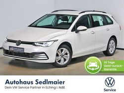 Oryxweiß perlmutteffekt Gebraucht 2022 VW Golf VIII Life Kombi | 19.950 € (Fairer Preis)