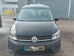 Schwarz Gebraucht 2020 VW Caddy Van / Kleinbus | 16.200 € (Guter Preis)