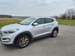Silber Gebraucht 2015 Hyundai Tucson Style SUV | 14.500 € (Fairer Preis)