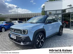 Kumulusblau, black pearlschwarz metallic (blau) (blau) Neu 2025 Renault 4 E-Tech Komfort SUV | 32.890 € (Superpreis)