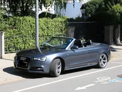 Grau Gebraucht 2012 Audi A5 Cabriolet S-Line Cabrio | 17.200 €