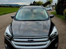 Grau Gebraucht 2018 Ford Kuga Titanium SUV | 14.500 € (Guter Preis)