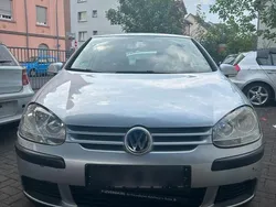 Silber Gebraucht 2006 VW Golf V Limousine | 999 € (Superpreis)