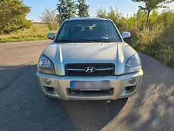 Grün Gebraucht 2008 Hyundai Tucson SUV | 3.950 € (Guter Preis)