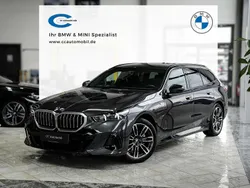 Sophistograu brillant. Gebraucht 2025 BMW 520 M Sport Kombi | 56.999 € (Guter Preis)