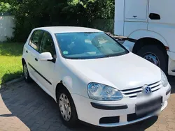 Weiß Gebraucht 2004 VW Golf V Limousine | 690 € (Superpreis)