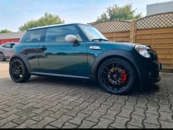 Grün Gebraucht 2009 Mini Cooper S Kleinwagen | 7.800 € (Etwas zu teuer)