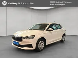 Candyweiß uni Gebraucht 2021 Skoda Fabia Active Limousine | 13.890 € (Fairer Preis)