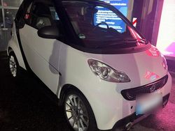 Weiß Gebraucht 2012 Smart ForTwo Coupé Kleinwagen | 3.800 € (Guter Preis)