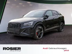 Schwarz / mythosschwarz (metallic) Gebraucht 2024 Audi Q2 S-Line SUV | 44.880 €