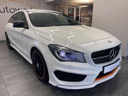 Weiß Gebraucht 2015 Mercedes CLA200 Shooting Brake AMG Kombi | 17.350 € (Fairer Preis)