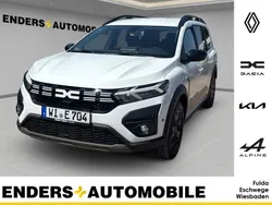 Weiss Gebraucht 2024 Dacia Jogger Extreme Van / Kleinbus | 26.670 € (Guter Preis)
