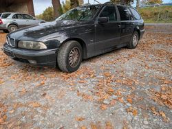 Schwarz Gebraucht 1999 BMW 523 Kombi | 1.995 € (Fairer Preis)