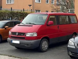 Rot Gebraucht 1996 VW T4 Van | 9.900 €