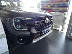 Carbonized gray/asher gray Gebraucht 2024 Ford Ranger Wildtrack Abholung | 54.900 €
